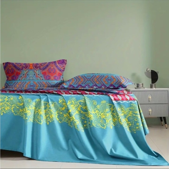 Bohemian Twin Size Flat Sheet (No Pillow Cases) - Picture 4 of 6